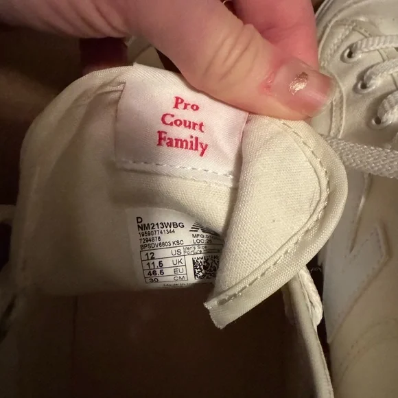 Never worn New Balance NM213 Pro Court Shoe - Picture 5 of 9